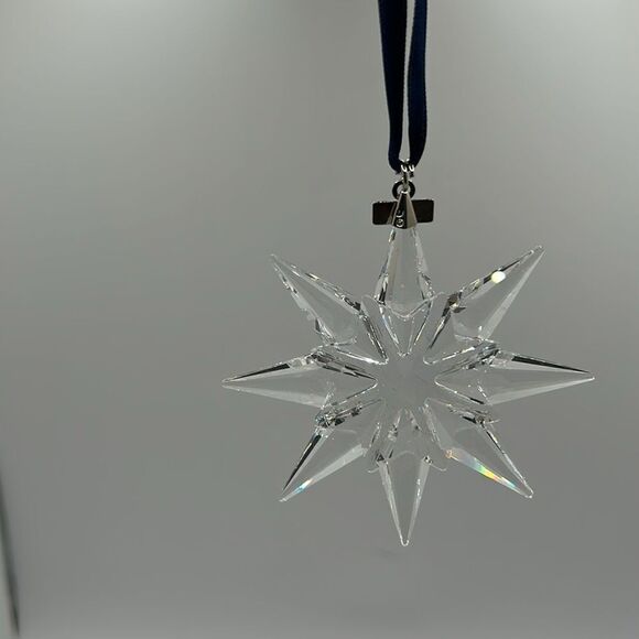 Swarovski Crystal Annual 2009 Ornament - Picture 5 of 5